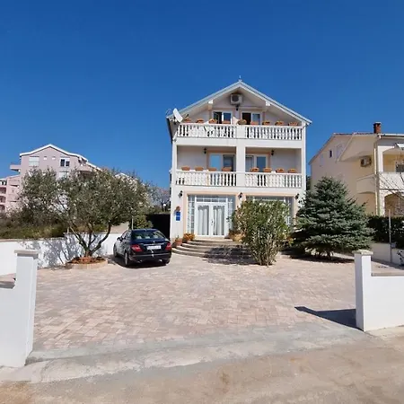 Maison d'hôtes Romansa 3*