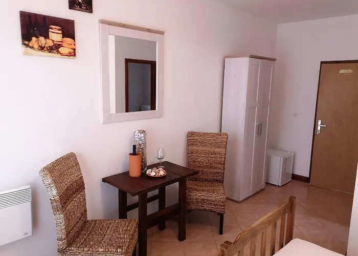 Residence Romansa Guest house