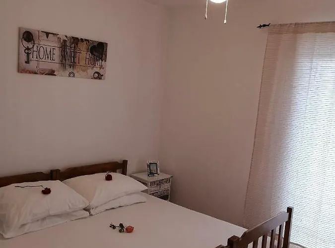 Residence Romansa Guest house